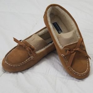 Ladies Sperry Fur lined slippers Size 8
